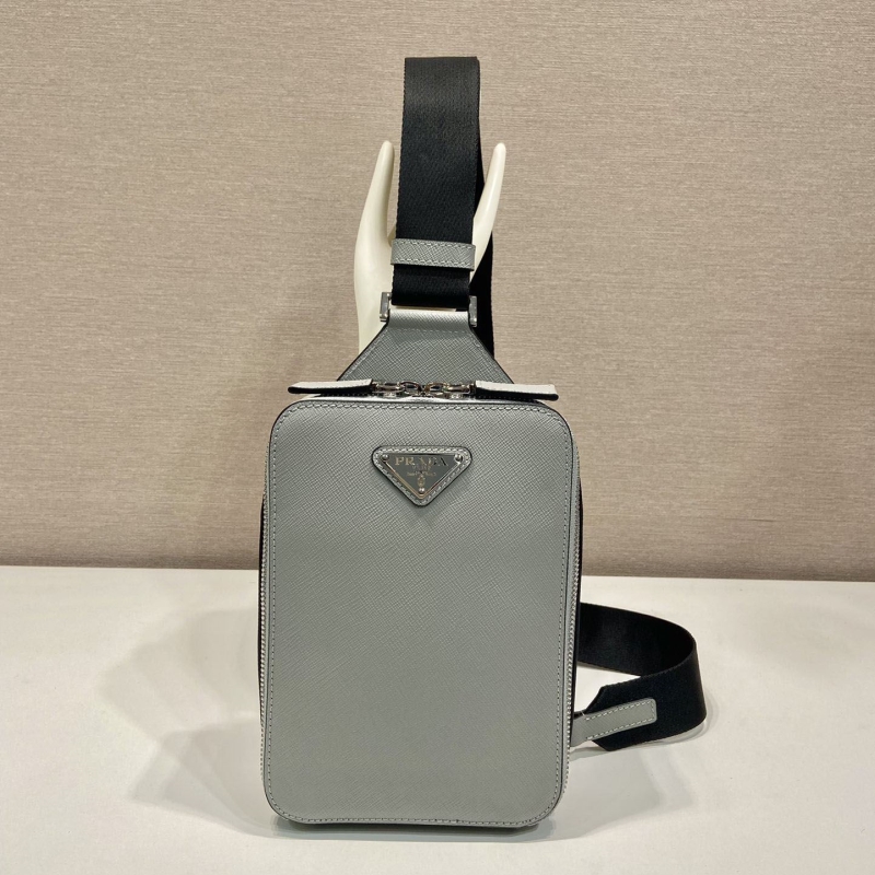 Pra*a waist & chest packs